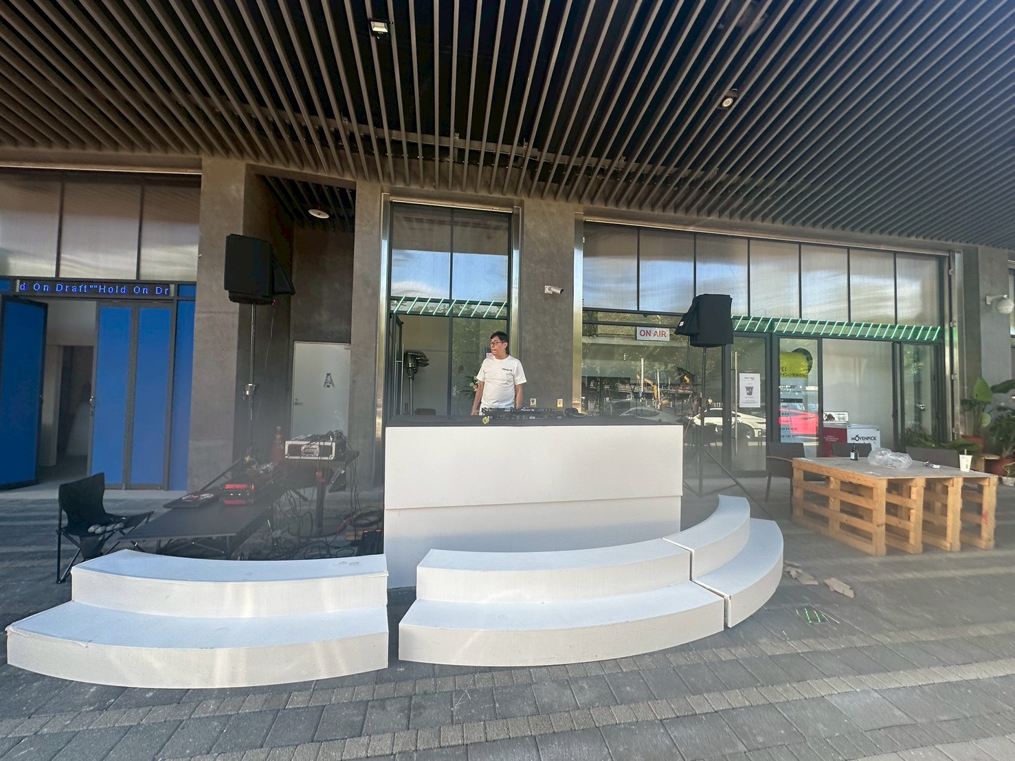 北流酒吧一條街開幕